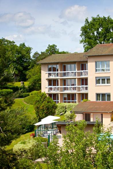 Hotel Du Lac Lacapelle-Viescamp Екстериор снимка