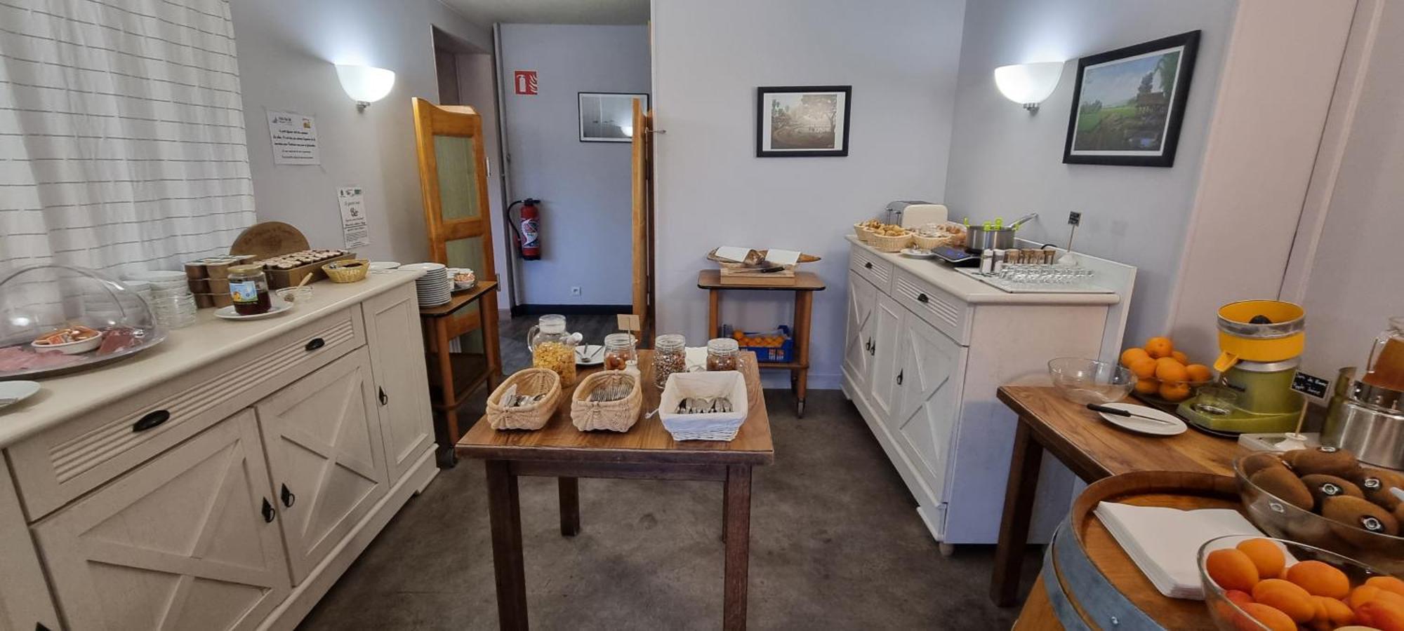 Hotel Du Lac Lacapelle-Viescamp Екстериор снимка