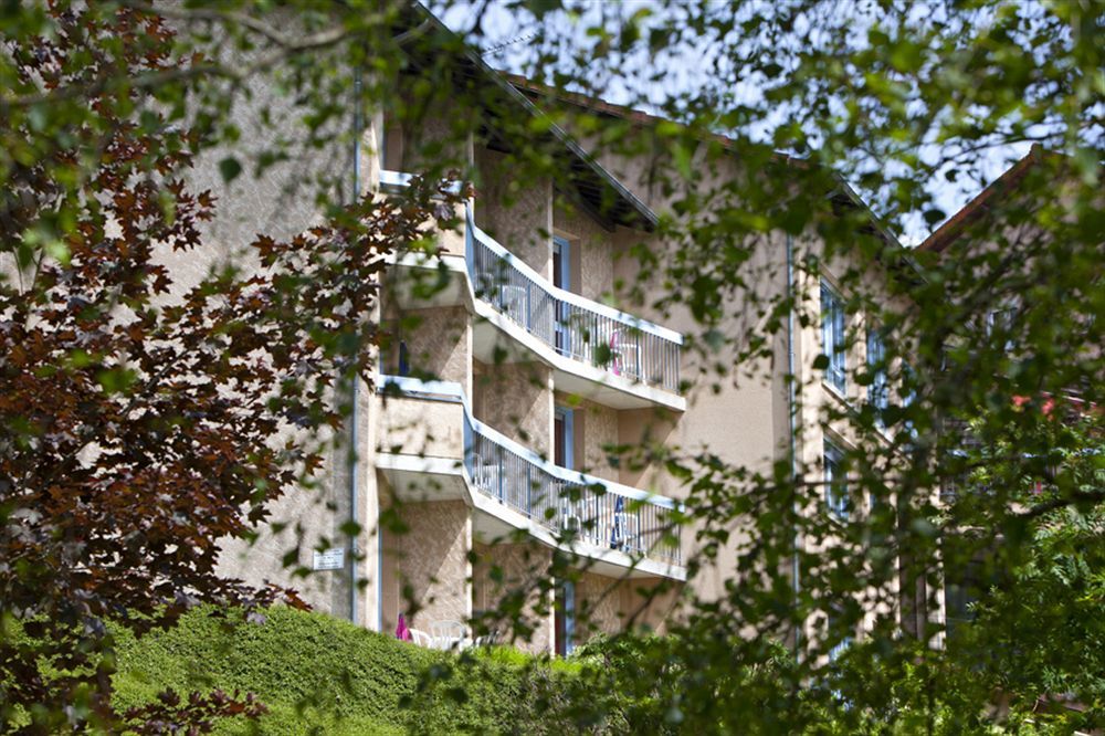 Hotel Du Lac Lacapelle-Viescamp Екстериор снимка